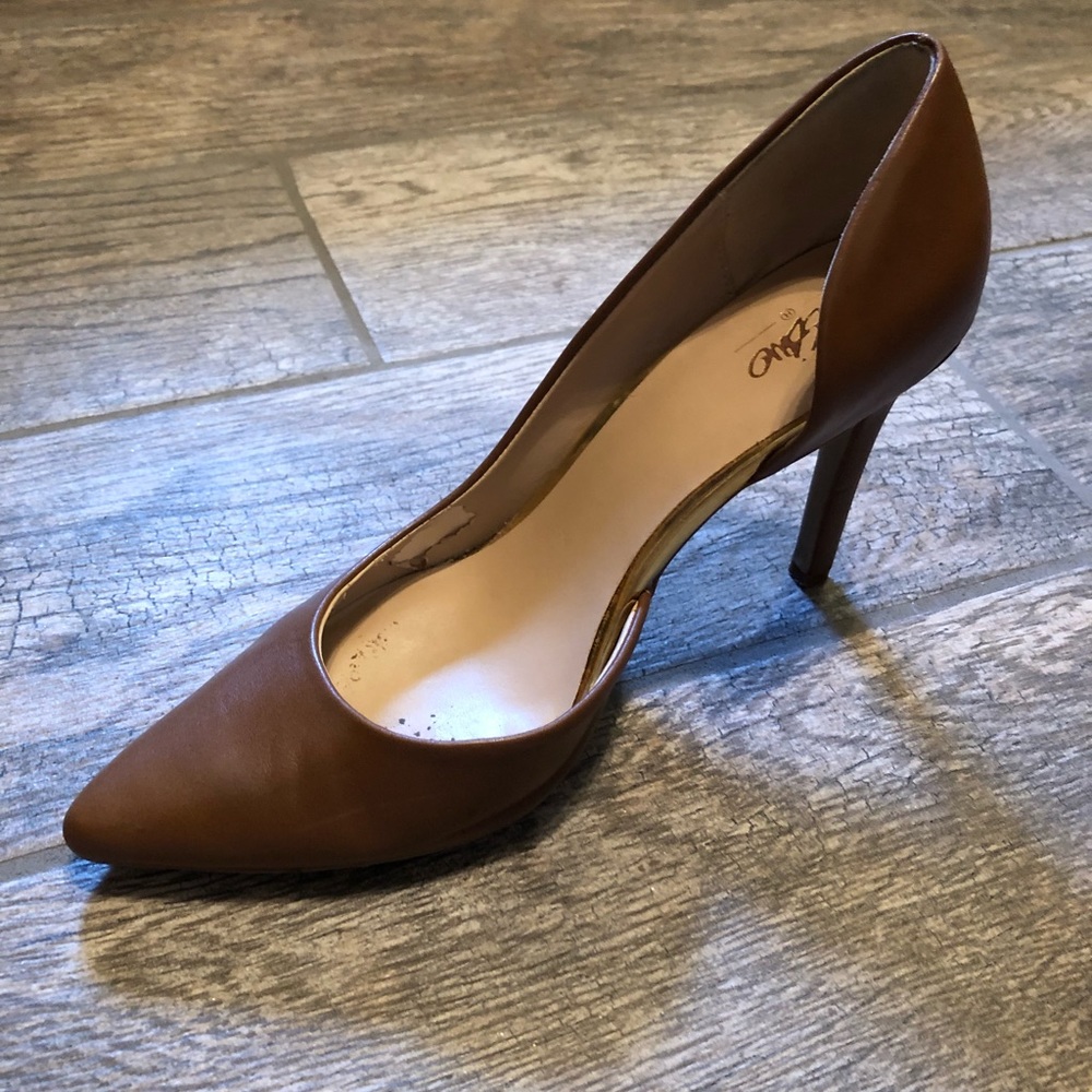 Tan heels